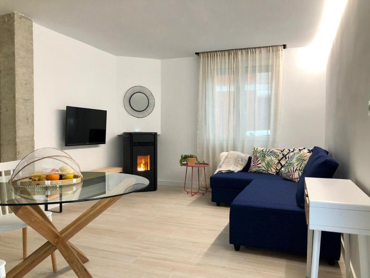 Selbaondoa, Casa Con Patio En El Prepirineo Navarro Lumbier Bagian luar foto